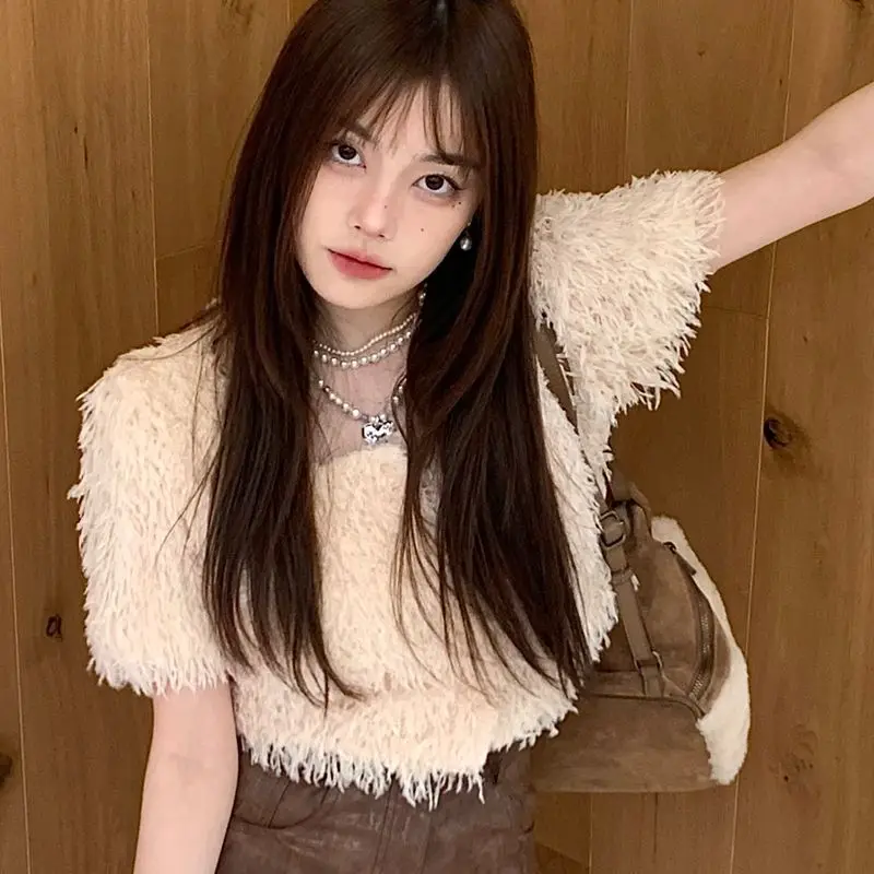2023 New T-shirt Women's Short Sleeve Vintage Square Collar Tassel Design Free Shipping
2023 New T-shirt Women's Short Sleeve Vintage Square Collar Tassel Design Free Shipping