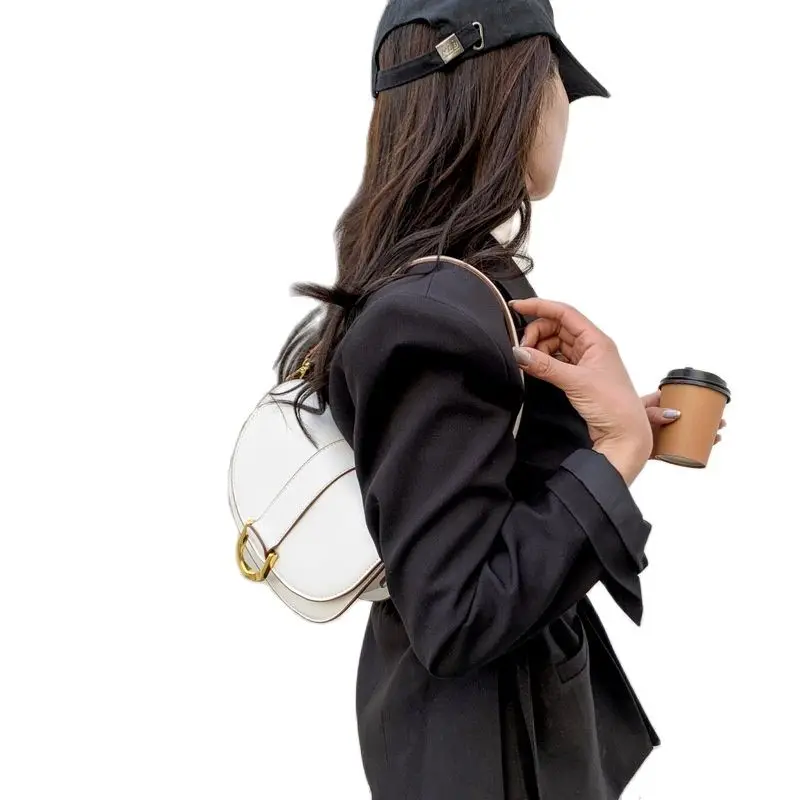 White Handbag Shoulder Crossbody Bag Saddle Bag One Shoulder Handheld PU Made Bag Strap Adjustable and Removable
White Handbag Shoulder Crossbody Bag Saddle Bag One Shoulder Handheld PU Made Bag Strap Adjustable and Removable