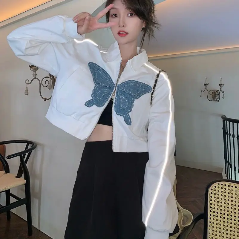2022 New Fashion Jacket Women Reflective Strip With Butterfly Embroidery Hottie Free Shipping
2022 New Fashion Jacket Women Reflective Strip With Butterfly Embroidery Hottie Free Shipping