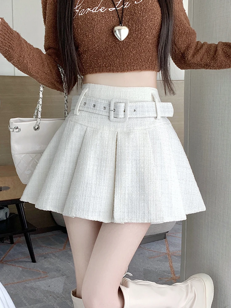 Xiaoxiangfeng woolen half skirt, spring and autumn high waisted A-line JK short skirt pants, crotch covering, pleated half skirt
Xiaoxiangfeng woolen half skirt, spring and autumn high waisted A-line JK short skirt pants, crotch covering, pleated half skirt