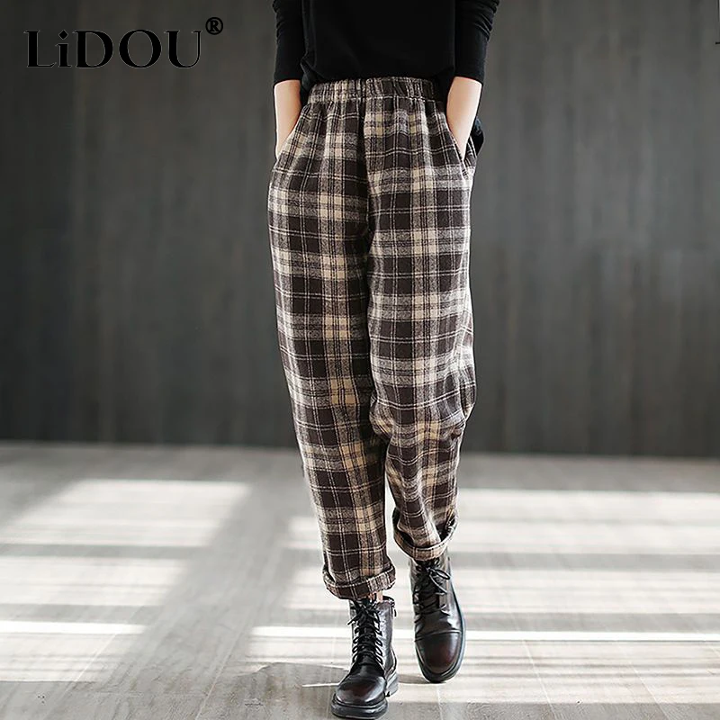 Autumn Winter High Waist Vintage Plaid Printing Loose Casual Pants Women Thick Warm Add Plush Woolen Trousers Female Clothes
Autumn Winter High Waist Vintage Plaid Printing Loose Casual Pants Women Thick Warm Add Plush Woolen Trousers Female Clothes