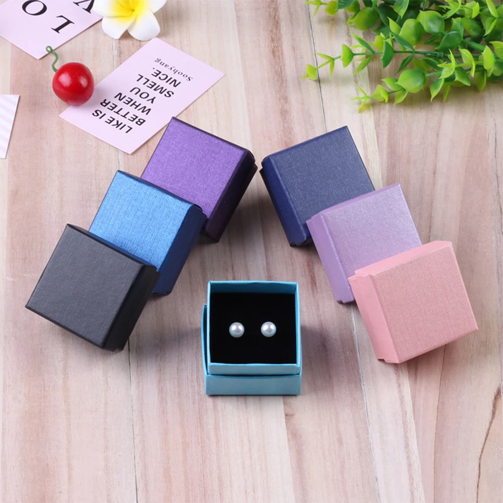 24-Pack Bulk Rings Boxes Jewelry Sets Display Box 5x5x3cm Luxury Cardboard DIY Travel Jewellry Packaging Organizer Gift Box Case
24-Pack Bulk Rings Boxes Jewelry Sets Display Box 5x5x3cm Luxury Cardboard DIY Travel Jewellry Packaging Organizer Gift Box Case