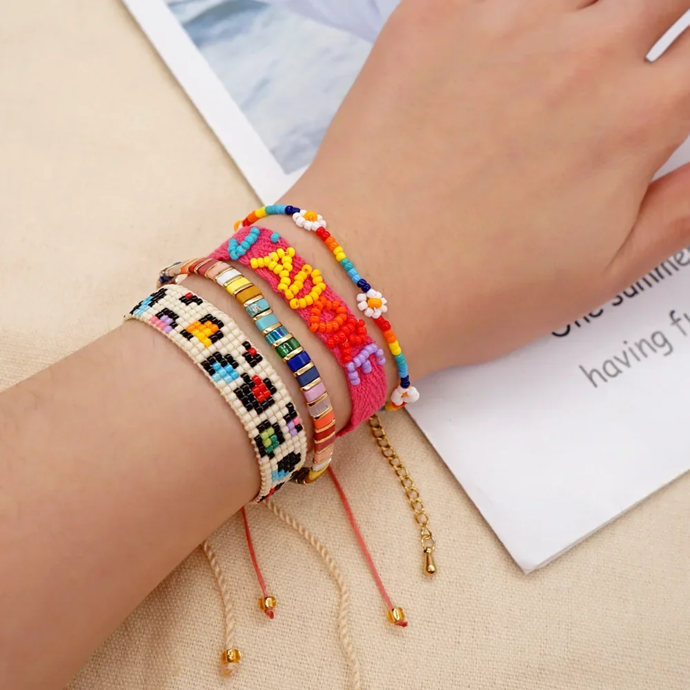 Rice Ball Bracelet rainbow Daisy Leopard print originality Simplicity Fashion Bohemia Hand woven Unisex Beaded Bracelet
Rice Ball Bracelet rainbow Daisy Leopard print originality Simplicity Fashion Bohemia Hand woven Unisex Beaded Bracelet