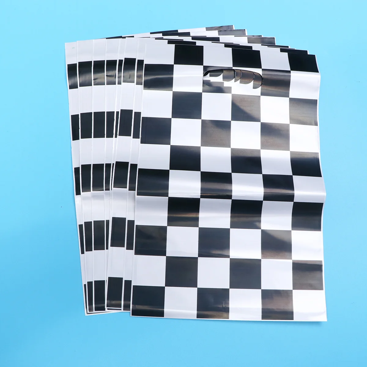 50pcs Racing Car Theme Gift Pouch Black and White Checkered Printing Packing Tote Bags Gift Wrapping Supplies for Birthday
50pcs Racing Car Theme Gift Pouch Black and White Checkered Printing Packing Tote Bags Gift Wrapping Supplies for Birthday