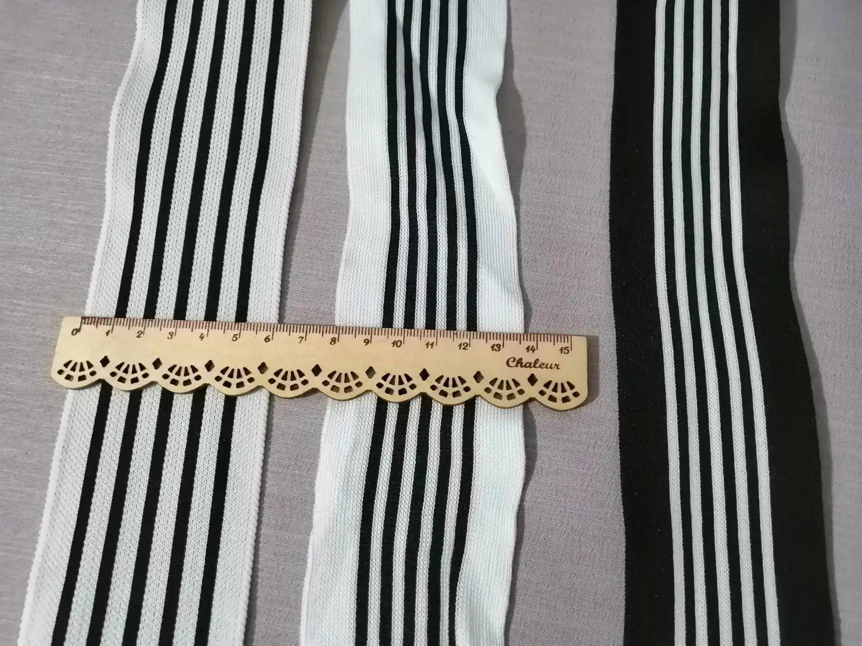 Width 6CM Black White Stripe Knitted Webbings Tapes Sport Pants Trousers Side Lace Ribbons Sewing Band Trimmings DIY Accessories
Width 6CM Black White Stripe Knitted Webbings Tapes Sport Pants Trousers Side Lace Ribbons Sewing Band Trimmings DIY Accessories