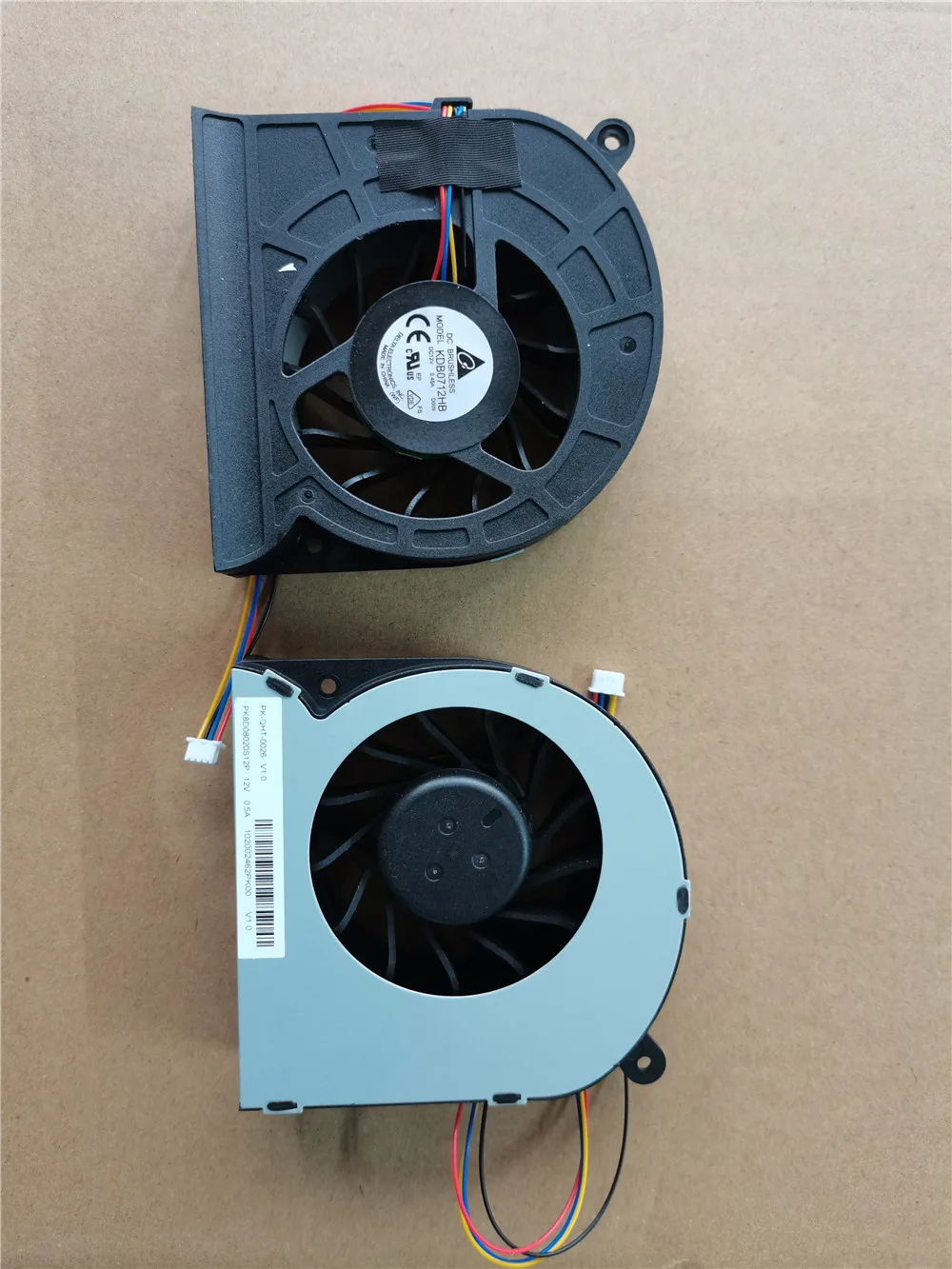 New Laptop CPU Cooling fan for Asus ET2400A ET2400E ET2400 one machine fan KDB0712HB KDB0712HB-D009 KDB0712HB D009 12V 0.45A
New Laptop CPU Cooling fan for Asus ET2400A ET2400E ET2400 one machine fan KDB0712HB KDB0712HB-D009 KDB0712HB D009 12V 0.45A