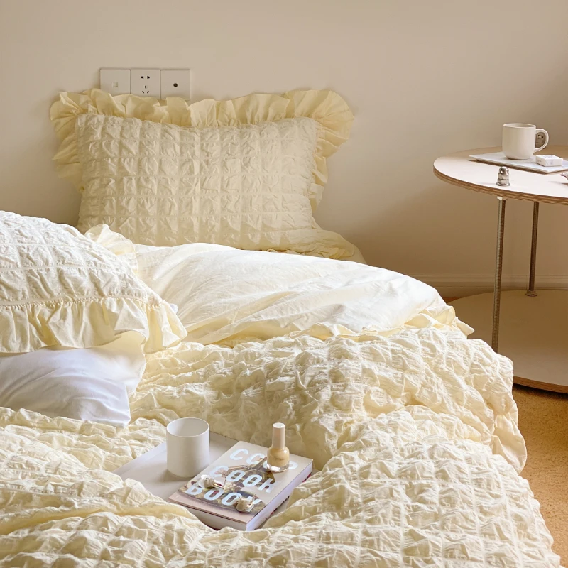 Four-Piece Cotton Cream Yellow Soft Quilt Cover Heat Preservation and Warm Fitted Sheet with Lace Printing Household Bedding 1Pc
Four-Piece Cotton Cream Yellow Soft Quilt Cover Heat Preservation and Warm Fitted Sheet with Lace Printing Household Bedding 1Pc