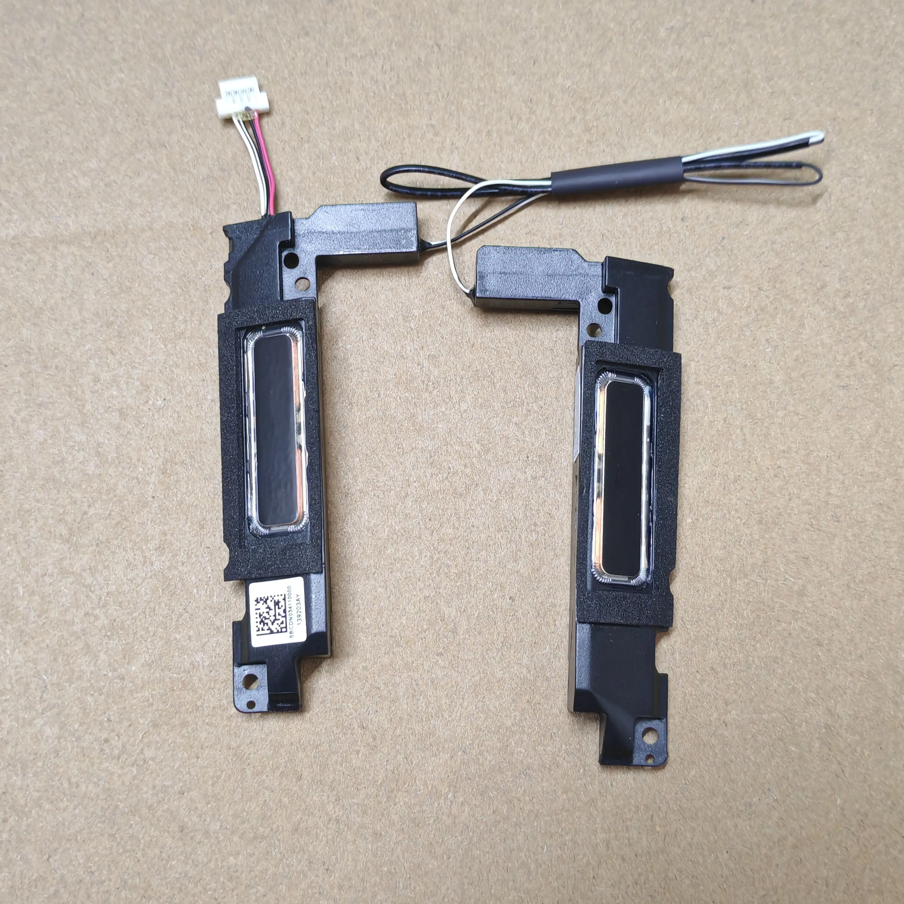 NEW Original Loptop Speaker for HP ENVY 15 15-EP TPN-Q237 Built-in speaker L and R L97405-001 NEW Original Loptop Speaker for HP ENVY 15 15-EP TPN-Q237 Built-in speaker L and R L97405-001