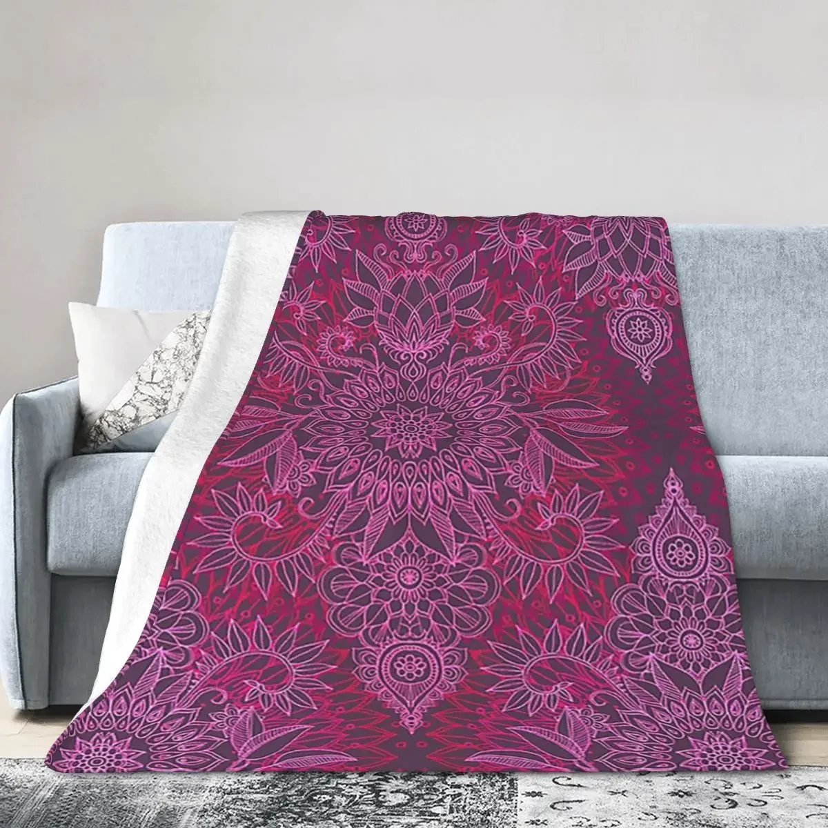 

Magenta, Pink & Coral Protea Doodle Pattern Blanket Soft Warm Flannel Throw Blanket Cover for Bed Living room Picnic Travel Home