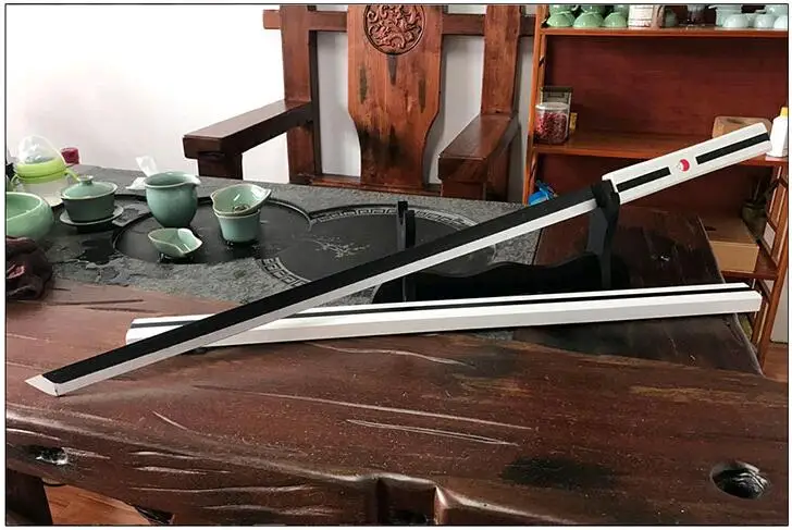 100cm Cosplay Anime Sasuke Ninjia Kunai weapon Wooden knife blade Japan Samurai Sword Costume Fancy Dress party stage show props
100cm Cosplay Anime Sasuke Ninjia Kunai weapon Wooden knife blade Japan Samurai Sword Costume Fancy Dress party stage show props
