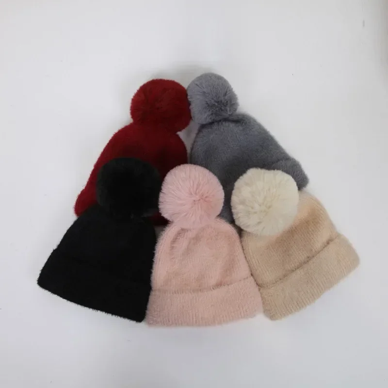 High Elastic Imitation Mink Wool Pullover Hat for Women Knitted Wool Autumn Winter Beanies Hat Top Hairball Caps Free Shipping
High Elastic Imitation Mink Wool Pullover Hat for Women Knitted Wool Autumn Winter Beanies Hat Top Hairball Caps Free Shipping