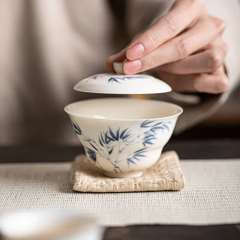 

100ml Chinese White Porcelain Gaiwan Hand-painted Bamboo Ceramic Cover Bowl Small Not Hot Hand Grasping Pot Tea Making Tools