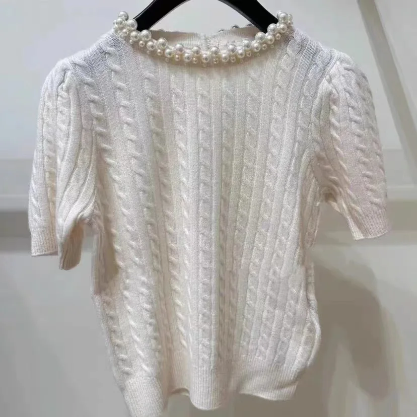 Women Tees Pearl Trim Twist O-neck Casual 2024 Summer New Short Sleeve Knitted Tops
Women Tees Pearl Trim Twist O-neck Casual 2024 Summer New Short Sleeve Knitted Tops