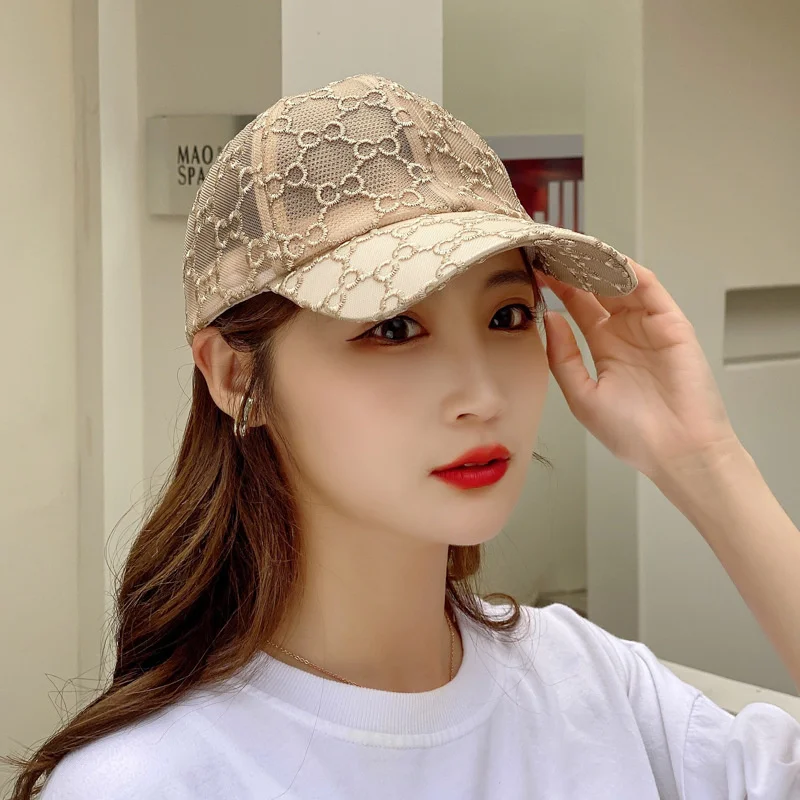 Women's Summer And Korean Version Versatile Lace Letter Hat Breathable Mesh Sunscreen And Sunshade Baseball Cap
Women's Summer And Korean Version Versatile Lace Letter Hat Breathable Mesh Sunscreen And Sunshade Baseball Cap