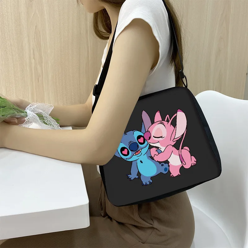 New Disney Stitch Polyester Girls Underarm Bag Printed Large Capacity Single Shoulder Oblique Span Bag Causal Fashion Handbag
New Disney Stitch Polyester Girls Underarm Bag Printed Large Capacity Single Shoulder Oblique Span Bag Causal Fashion Handbag