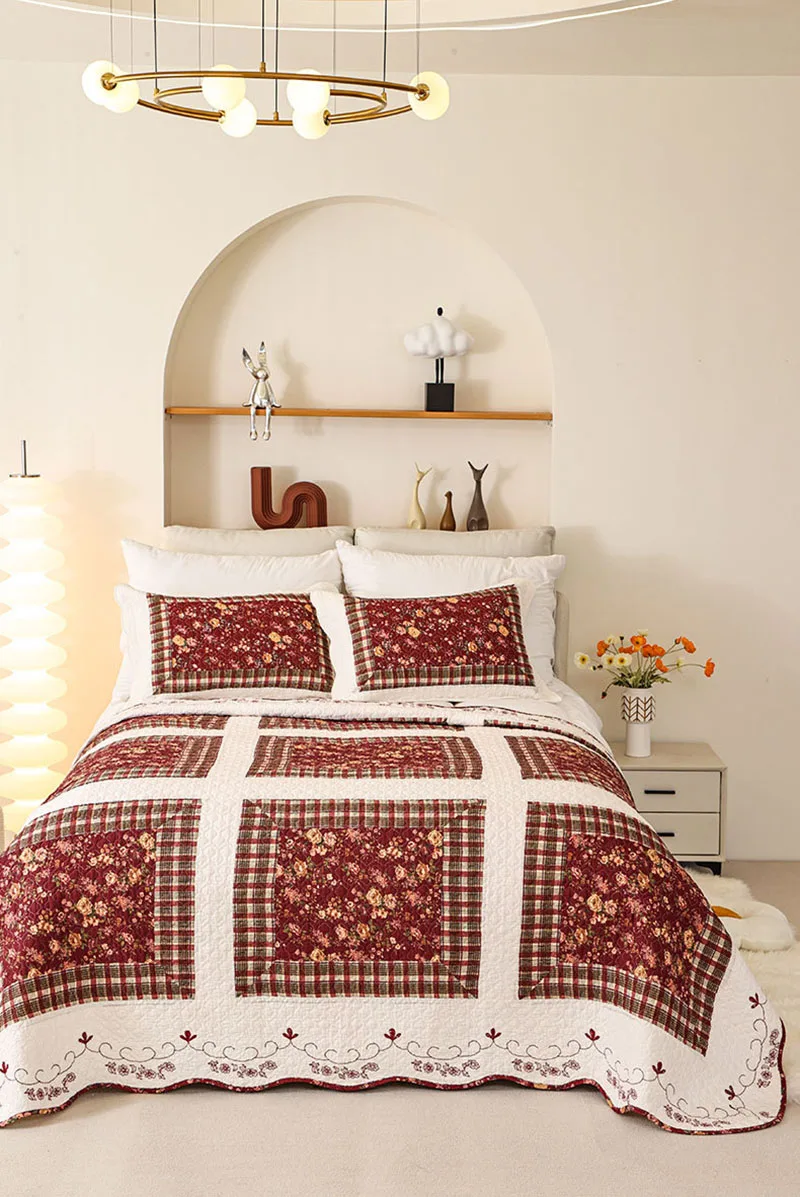 CHAUSUB New Patchwork Cotton Quilt Set 3PCS Bedspread on the Bed Embroidered Comforter Queen Size Quilted Coverlet for Bed Decor
CHAUSUB New Patchwork Cotton Quilt Set 3PCS Bedspread on the Bed Embroidered Comforter Queen Size Quilted Coverlet for Bed Decor