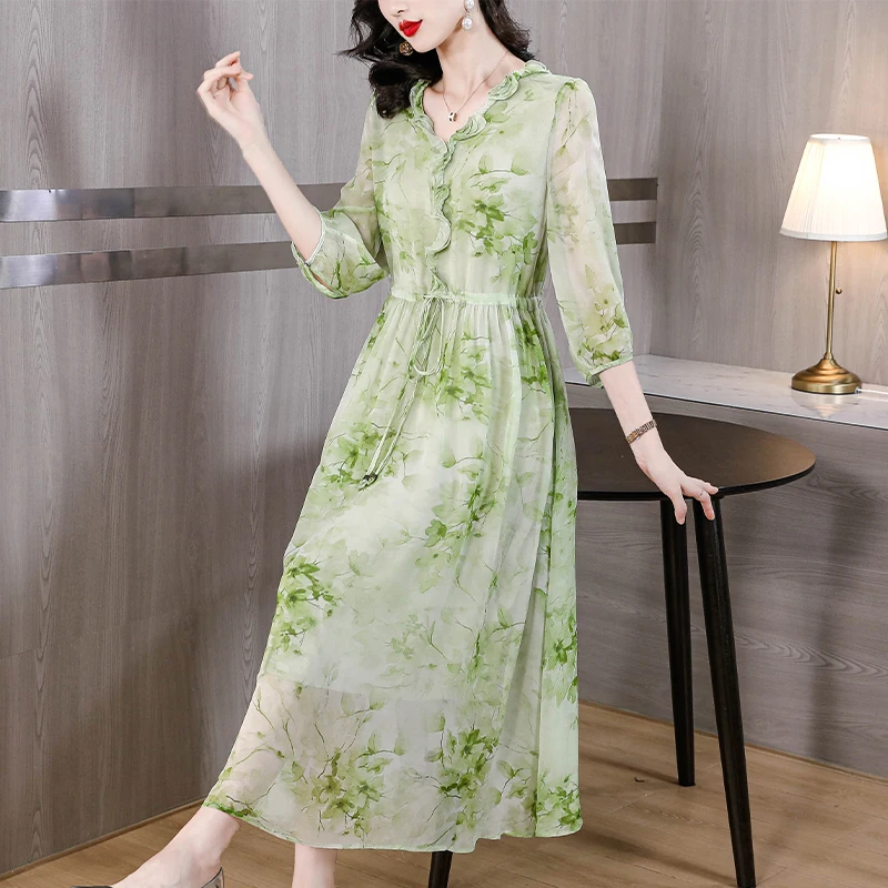 2023 New Fashion Silk Printed Dress Women's Autumn Versatile V-neck 7/4 Sleeve Loose Fit Casual Holiday Dress Vestidos
2023 New Fashion Silk Printed Dress Women's Autumn Versatile V-neck 7/4 Sleeve Loose Fit Casual Holiday Dress Vestidos