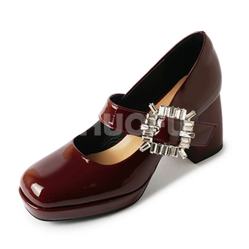 Lady Heeled Shoes Spring Autumn 2024 New Style Shallow Mouth Square Buckle Mosaic Diamonds Pumps Elegant Luxury Women Loafers
Lady Heeled Shoes Spring Autumn 2024 New Style Shallow Mouth Square Buckle Mosaic Diamonds Pumps Elegant Luxury Women Loafers