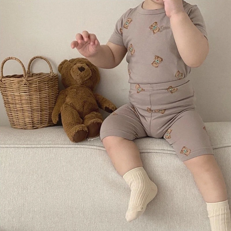 Baby Suit Summer Clothes Set 2Pcs Short Sleeve Shirt & Fifth Pants Cute Bear Print Toddler Outfit Home Clothing Pajama
Baby Suit Summer Clothes Set 2Pcs Short Sleeve Shirt & Fifth Pants Cute Bear Print Toddler Outfit Home Clothing Pajama