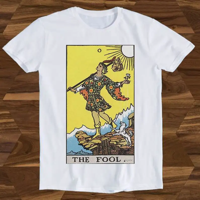 Tarot The Fool Play Card Retro Art Drawing Present Meme Funny Gift Tee T-Shirt T1166
Tarot The Fool Play Card Retro Art Drawing Present Meme Funny Gift Tee T-Shirt T1166