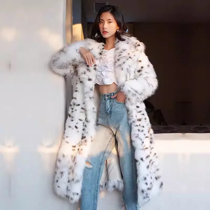 Winter leopard fur one-piece fur coat Women's long suit collar imitation fox fur mink coat
Winter leopard fur one-piece fur coat Women's long suit collar imitation fox fur mink coat