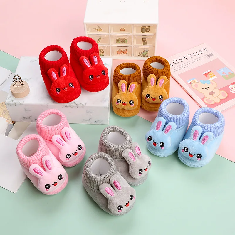 Baby Shoes with Soft Sole Plus Velvet Nonslip Floor Socks Bowknot Pompom Toddler Thick Warm First Walkers Waterproof Ankle Boots
Baby Shoes with Soft Sole Plus Velvet Nonslip Floor Socks Bowknot Pompom Toddler Thick Warm First Walkers Waterproof Ankle Boots