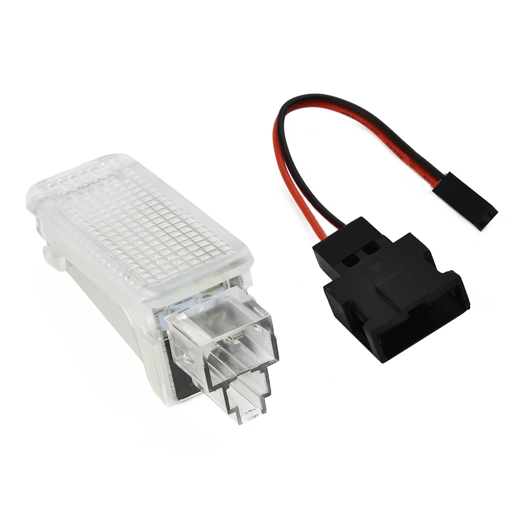 1Pcs Car LED Luggage Compartment Trunk Boot Light Module Trunk 3528 SMD Interior Light Glove Box Lamp For SEAT Mk3 5F 6000K
1Pcs Car LED Luggage Compartment Trunk Boot Light Module Trunk 3528 SMD Interior Light Glove Box Lamp For SEAT Mk3 5F 6000K