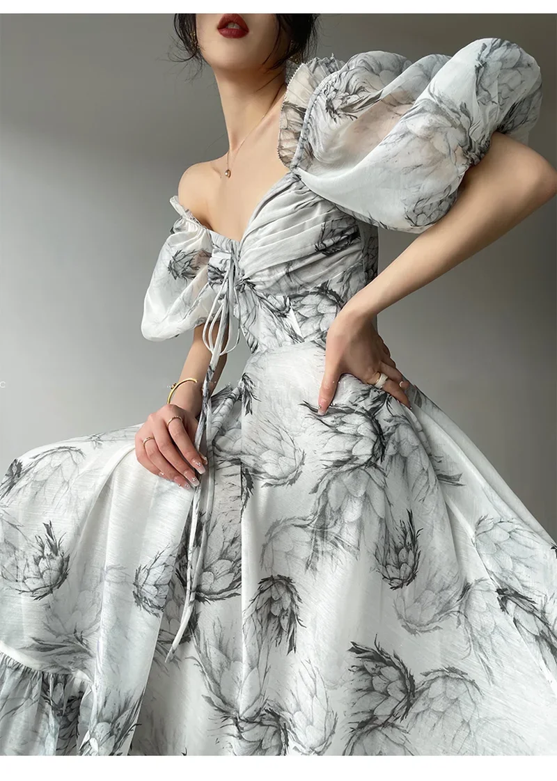Summer Floral Print Vintage Dress Women Sexy French Style Party Midi Dresses Casual Korean Fashion Elegant Retro Dress 2024 New 
Summer Floral Print Vintage Dress Women Sexy French Style Party Midi Dresses Casual Korean Fashion Elegant Retro Dress 2024 New