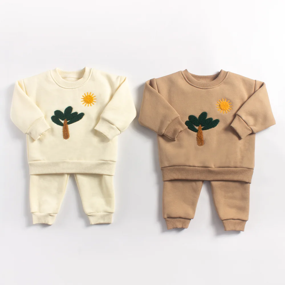 Baby Boy Clothes Winter Thick Plush Fleece Warm Grow Up Baby Girls Sets Toddler Sweatshirt And Pants Set Children 2pcs Suit
Baby Boy Clothes Winter Thick Plush Fleece Warm Grow Up Baby Girls Sets Toddler Sweatshirt And Pants Set Children 2pcs Suit