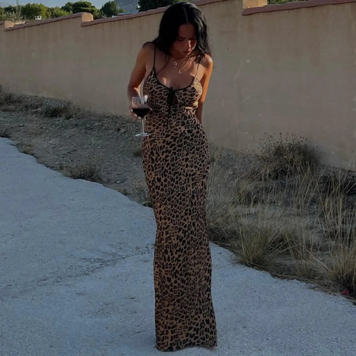 

Женское леопардовое платье с открытой спиной, платье с леопардовым принтом на бретелях-спагетти, платье до пола с вырезом-лодочкой для ночного клуба, лето 2024