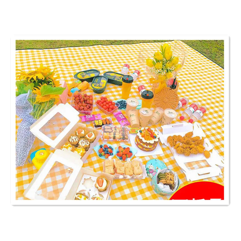 Picnic mat happy bear outdoor blanket mat large thickening spring outing field beach grass tent camping mat 2M*2M
Picnic mat happy bear outdoor blanket mat large thickening spring outing field beach grass tent camping mat 2M*2M