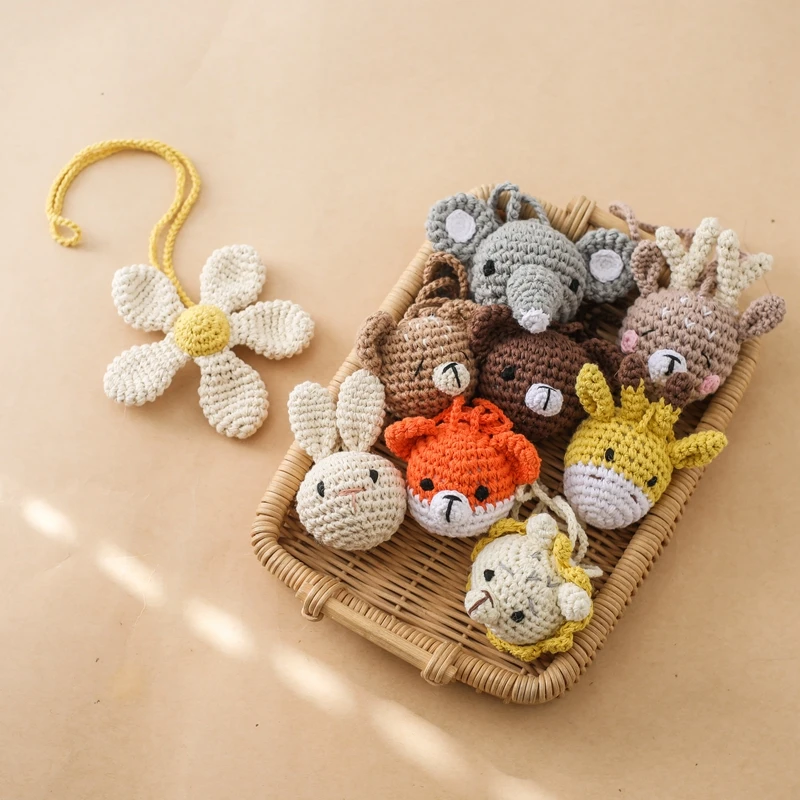 

1pc Baby Animal Crochet Rattle 0 12 Months Pandants Baby Toys Mother Kids Infant Teether Gym Hanging Mobile montessori Baby Toys