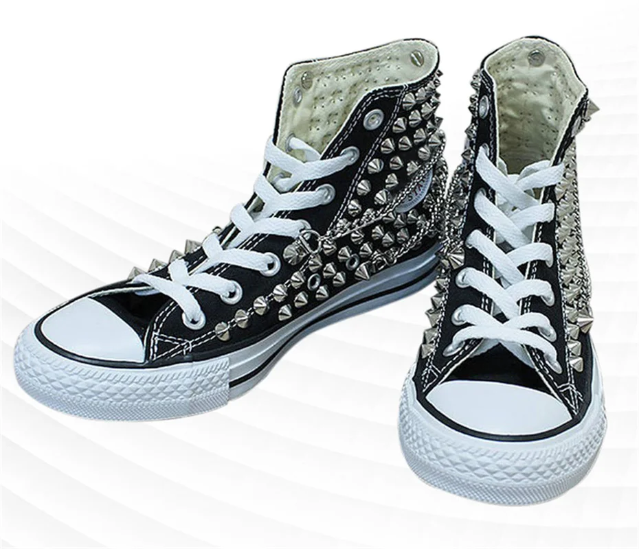 Black high top spiked tassel canvas shoes integrated sports casual shoes women's shoes 35-46 
Black high top spiked tassel canvas shoes integrated sports casual shoes women's shoes 35-46
