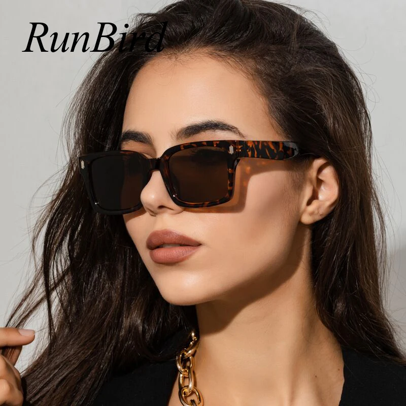 RunBird Fashion Square Trending Women Sunglasses Retro Rivets Decoration Shades UV400 Men Jelly White Sun Glasses for Women 5572
RunBird Fashion Square Trending Women Sunglasses Retro Rivets Decoration Shades UV400 Men Jelly White Sun Glasses for Women 5572
