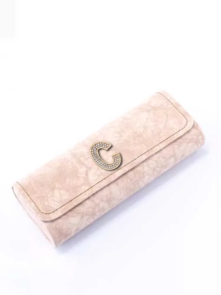 Customized Women's Portable Eyewear Cases Durable PU Material Personalized Customer NameTwo-Toned Letter Craftsmanship
Customized Women's Portable Eyewear Cases Durable PU Material Personalized Customer NameTwo-Toned Letter Craftsmanship