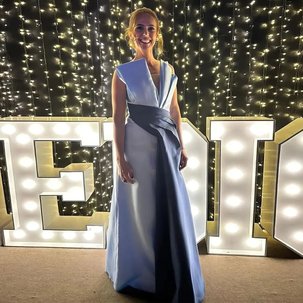 Elegant Blue A Line Mother of the Bride Dresses Strapless Pleat Ruched Formal Evening Gown Contrast Color Long Vestidos De Novia
Elegant Blue A Line Mother of the Bride Dresses Strapless Pleat Ruched Formal Evening Gown Contrast Color Long Vestidos De Novia