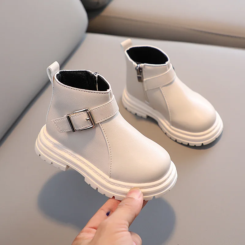 New 2023 Kids Autumn Winter Non-slip Comfortable Boots Children's Rubber Outsole Buckle Ankle Boots Boys Girls Casual Shoes
New 2023 Kids Autumn Winter Non-slip Comfortable Boots Children's Rubber Outsole Buckle Ankle Boots Boys Girls Casual Shoes