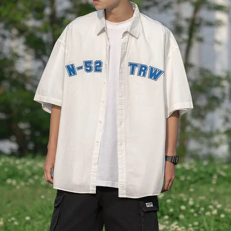 Summer Versatile Men's Cool Casual Loose Tess Button T-Shirt Soft Short Sleeve College Style Letters Solid Student
Summer Versatile Men's Cool Casual Loose Tess Button T-Shirt Soft Short Sleeve College Style Letters Solid Student