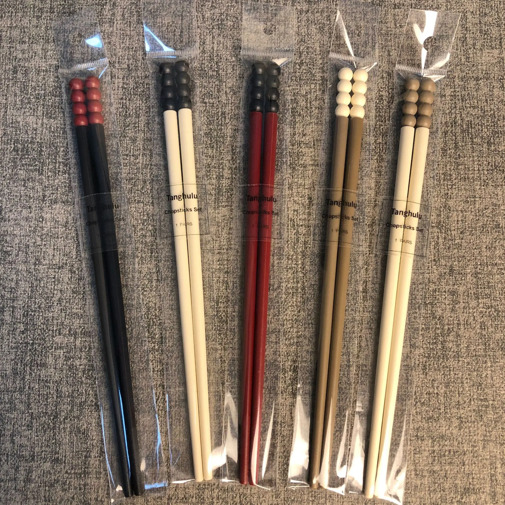 1 Pair Chinese Chopsticks Sushi Sticks Reusable Metal Korean Chopsticks Gourd Chopsticks Health Alloy Tableware
1 Pair Chinese Chopsticks Sushi Sticks Reusable Metal Korean Chopsticks Gourd Chopsticks Health Alloy Tableware