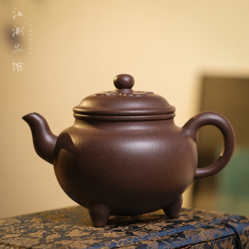 Dabin Ruyi ручная работа оригинальная Шахта фиолетовая грязь Исин дапин традиционный глиняный горшок Jianghu Чайный домик
Dabin Ruyi ручная работа оригинальная Шахта фиолетовая грязь Исин дапин традиционный глиняный горшок Jianghu Чайный домик