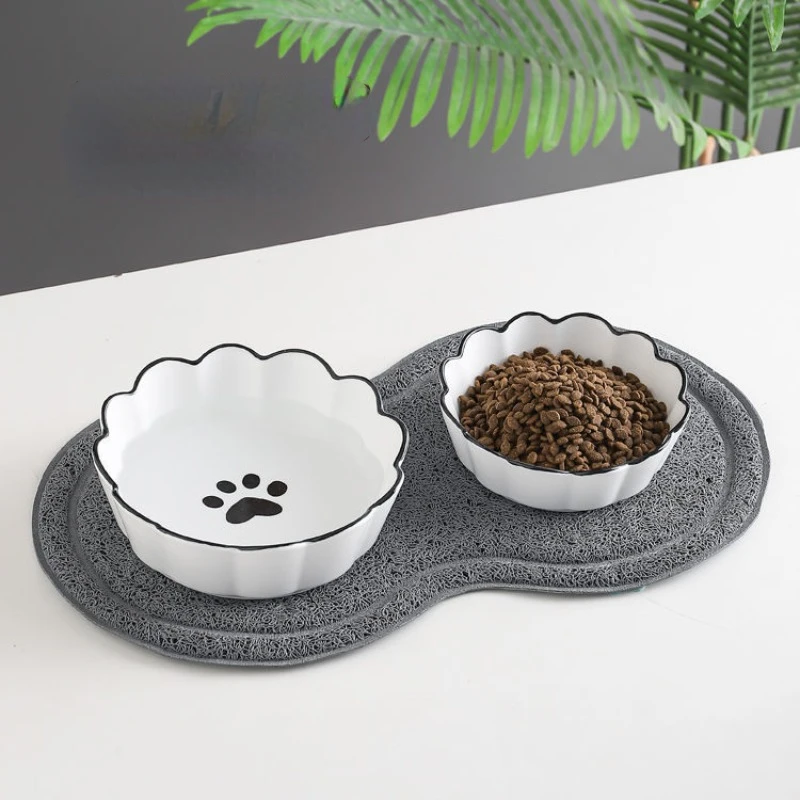 Cat And Dog Ceramic Bowl Flower Food Water Cute Paw Print Non-slip Feeding Pets Supplies
Cat And Dog Ceramic Bowl Flower Food Water Cute Paw Print Non-slip Feeding Pets Supplies