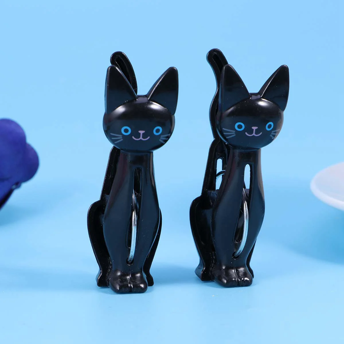 4Pcs Creative Plastic Clothespins Cartoon Cat Laundry Hanging Clothes Pegs Beach Towels Clips Household Sealing Clips (Black)
4Pcs Creative Plastic Clothespins Cartoon Cat Laundry Hanging Clothes Pegs Beach Towels Clips Household Sealing Clips (Black)