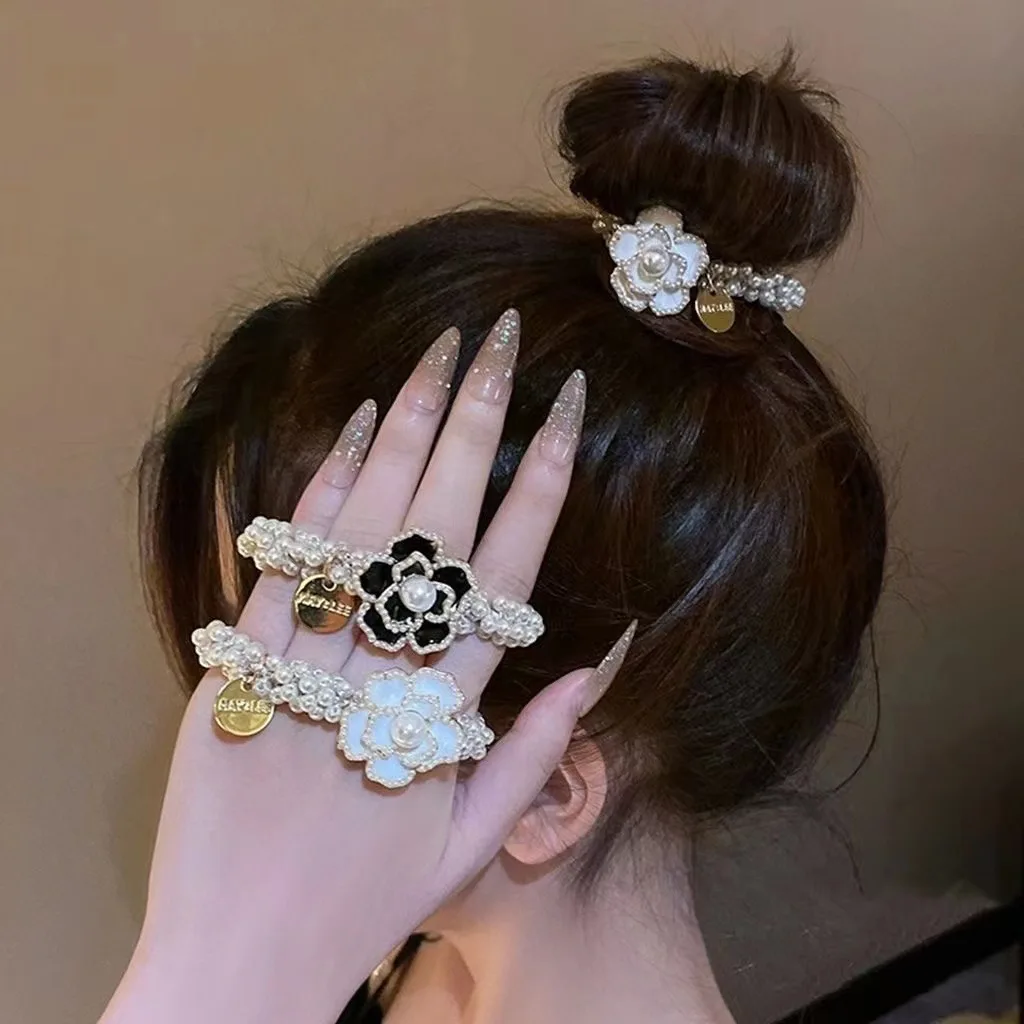 New Pearl Camellia Hair Tie High-End Head Rope Ball Accessories Versatile Simple Rubber Band
New Pearl Camellia Hair Tie High-End Head Rope Ball Accessories Versatile Simple Rubber Band