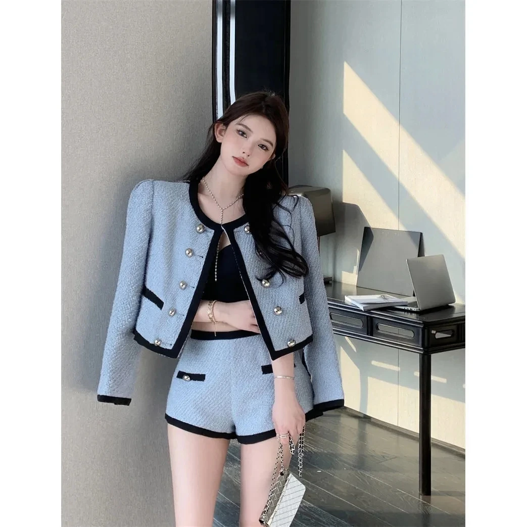 Elegant Tweed Jackets for Women Suits Autumn Winter 2023 New Korean Fashion Y2k Long Sleeve Buttons Coats +Blue Skirt Suit Sets
Elegant Tweed Jackets for Women Suits Autumn Winter 2023 New Korean Fashion Y2k Long Sleeve Buttons Coats +Blue Skirt Suit Sets