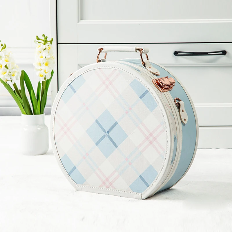 2023 Small suitcase female 13-inch boarding case universal password box trolley case aluminum frame suitcase
2023 Small suitcase female 13-inch boarding case universal password box trolley case aluminum frame suitcase