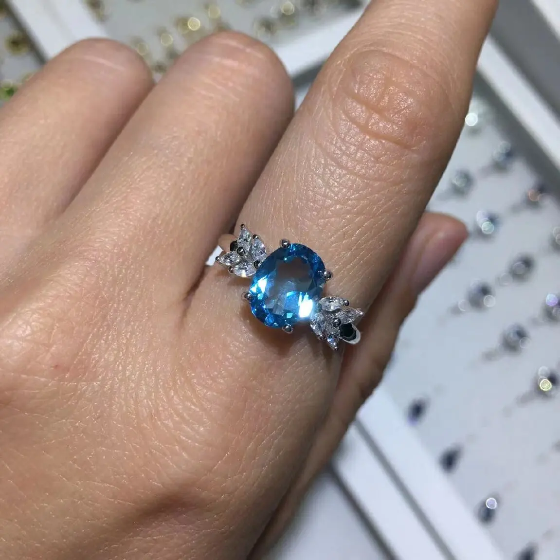 

Best Seller Jewelry Silver Ring For Woman With 100% Natural Sky Blue Topaz Gemstone 7*9mm Best Lady Woman Gift For Girl Dating