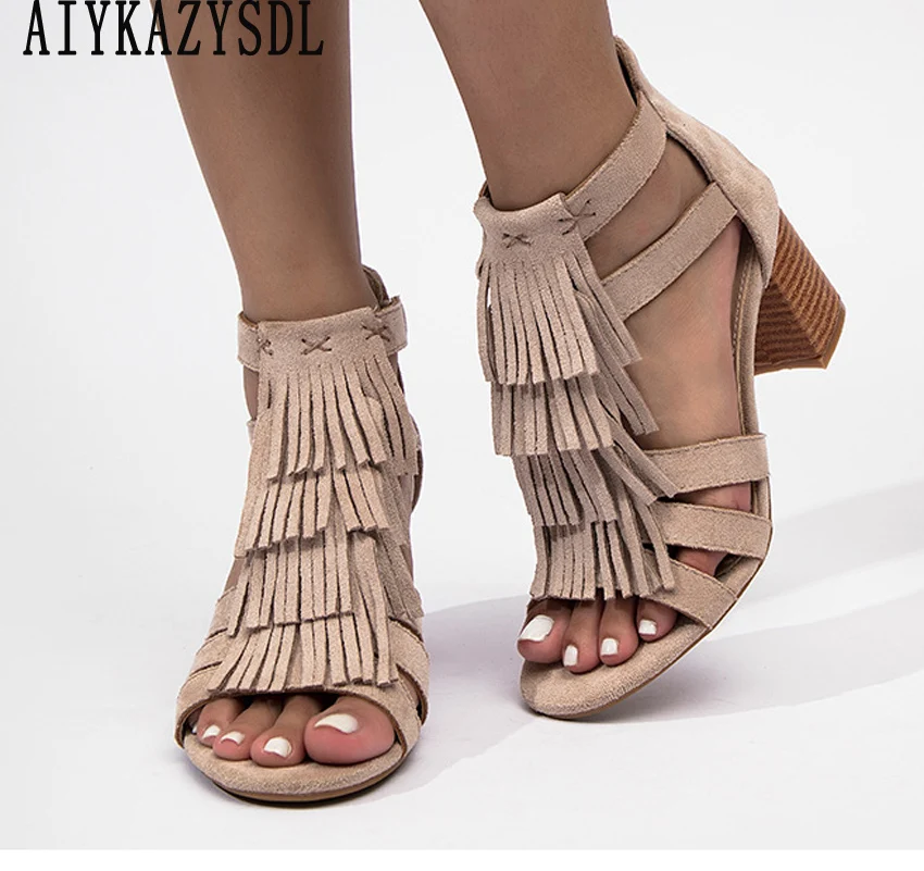AIYKAZYSDL Rome Gladiator Sandals Tassel Fringe Strappy Cut Out Ankle Boots Summer Bootie Women Block Chunky Med Heel Shoes Boho
AIYKAZYSDL Rome Gladiator Sandals Tassel Fringe Strappy Cut Out Ankle Boots Summer Bootie Women Block Chunky Med Heel Shoes Boho