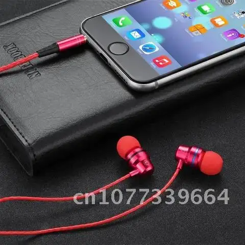 

Wired In-ear Sports Headphones 3.5mm Stereo Noise Reduction Headset Bass Sport Music Earphones With Microphone for Smartphone