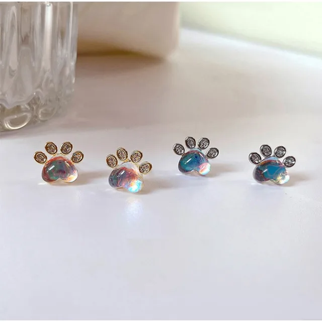 Boucles d'oreilles en pierre de lune pour femmes, petite boucle d'oreille simple, équation de patte de chien, mini chaton, piercing d'oreille, bijoux à breloques, nouveau 2