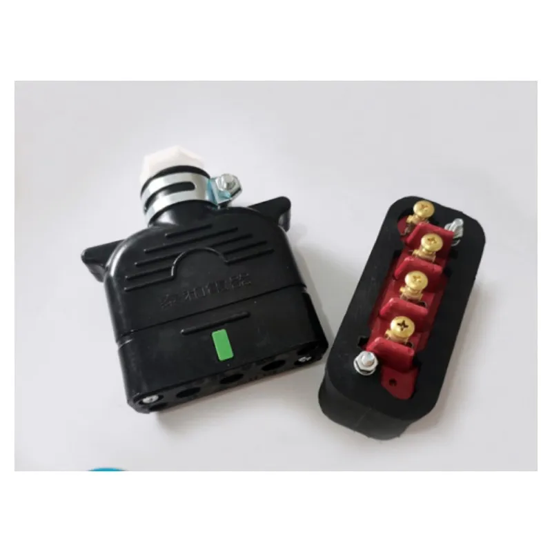 37010-10870 30A 250V Женский Разъем для зарядного устройства переменного тока Вилка соединитель для вилочного погрузчика для TOYOTA NICHIYU TCM KOMATSU SHINKO SUMITOMO
37010-10870 30A 250V Женский Разъем для зарядного устройства переменного тока Вилка соединитель для вилочного погрузчика для TOYOTA NICHIYU TCM KOMATSU SHINKO SUMITOMO